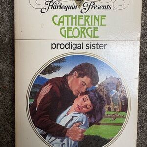 Harlequin Presents: Prodigal Sister‎ Book